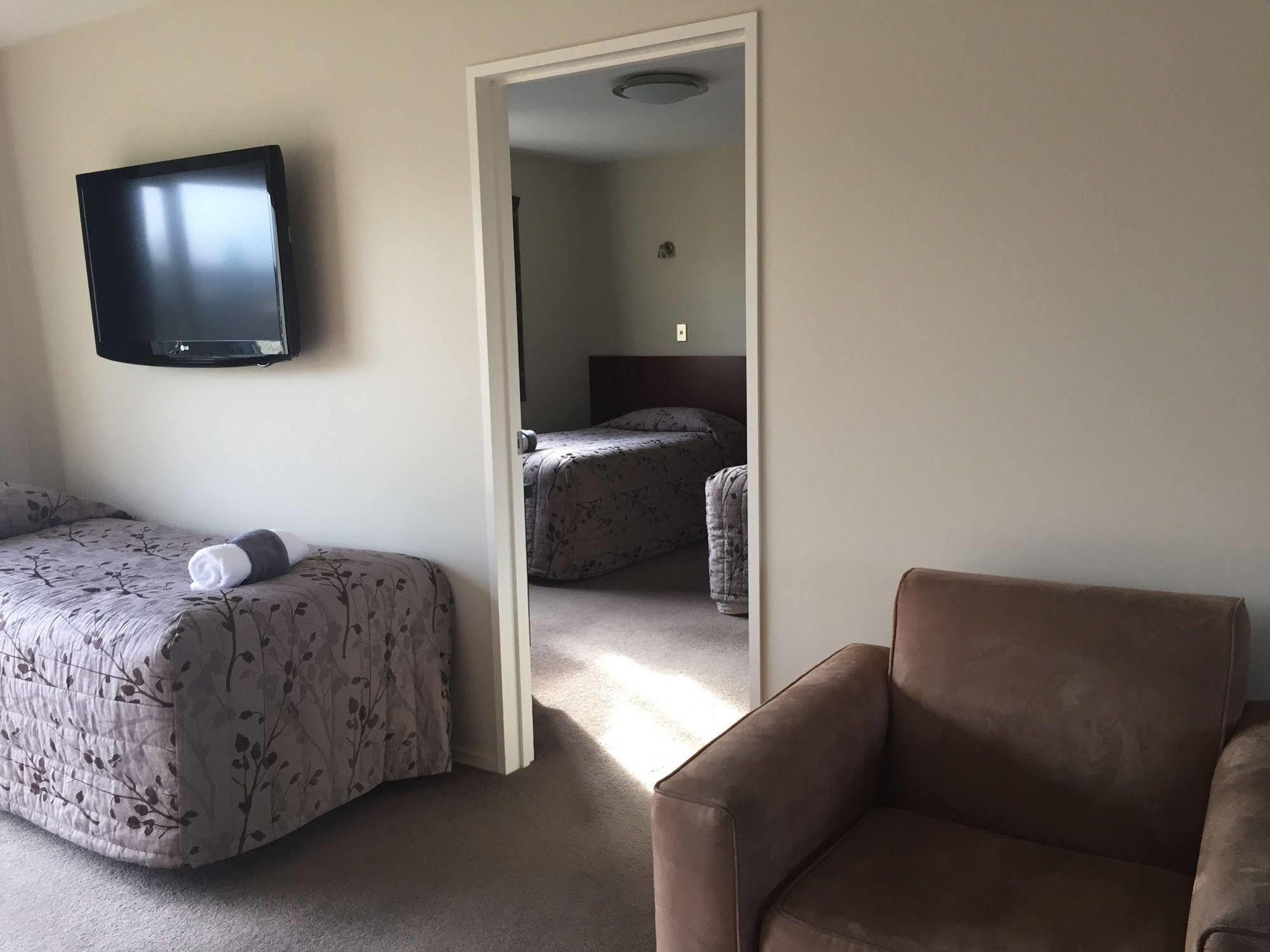 Asure Avenue Motor Lodge Тимару Экстерьер фото