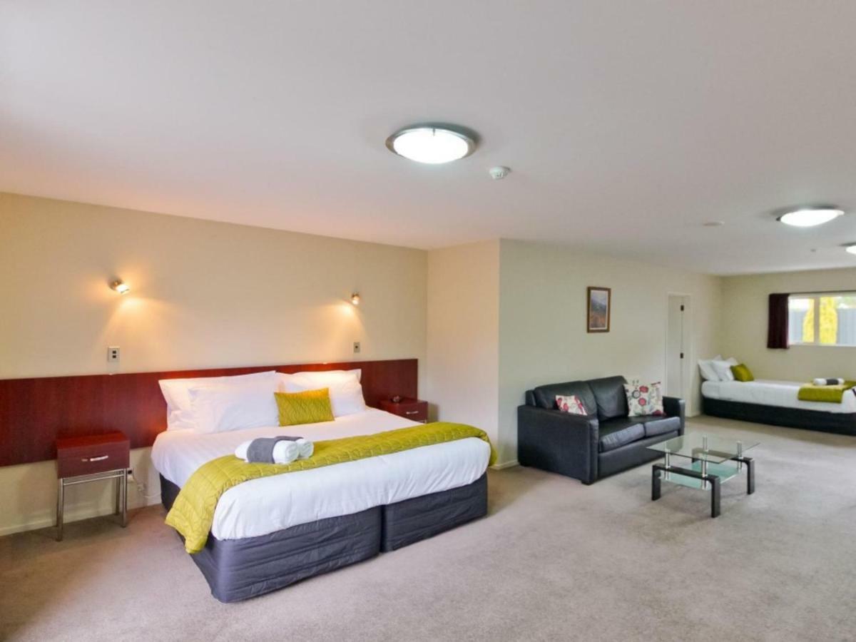 Asure Avenue Motor Lodge Тимару Экстерьер фото